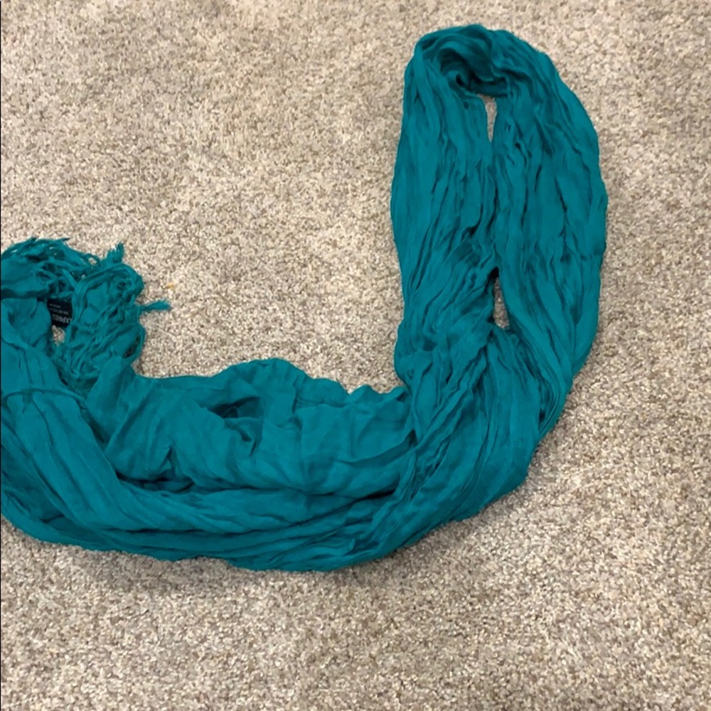 Express Scarf